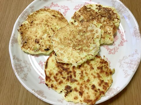 【離乳食後期】キャベツとネギのお好み焼き